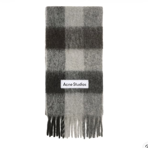 실착용 2~3아크네스튜디오 머플러