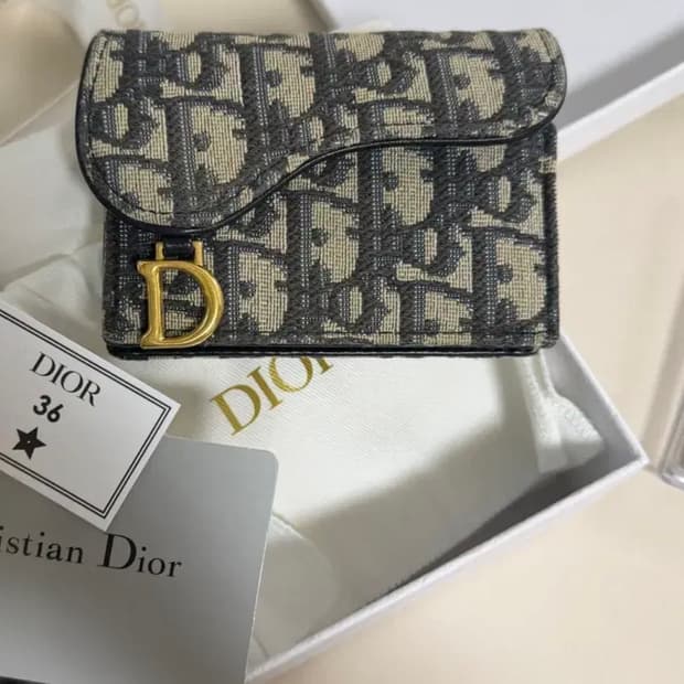 디올 오블리크 새들 카드지갑(풀구성)(정품 보증카드O)(하자없음)