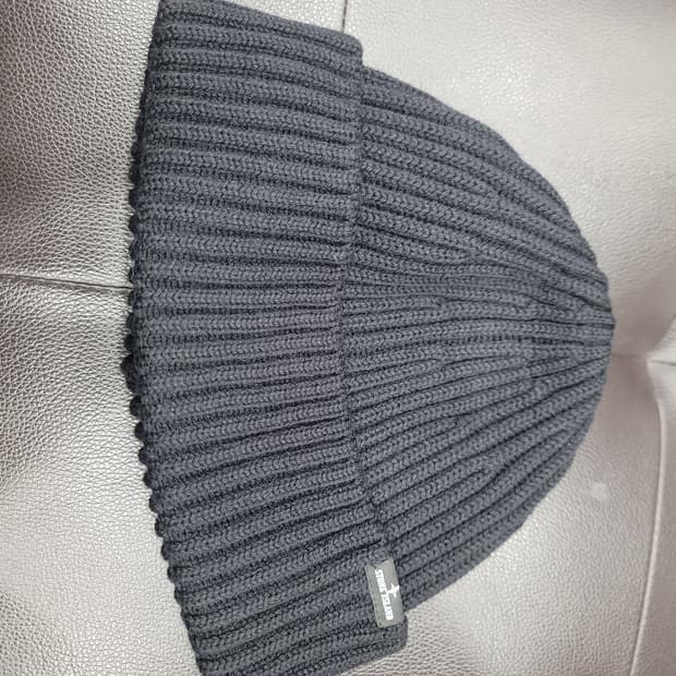 스톤아일랜드 울 비니