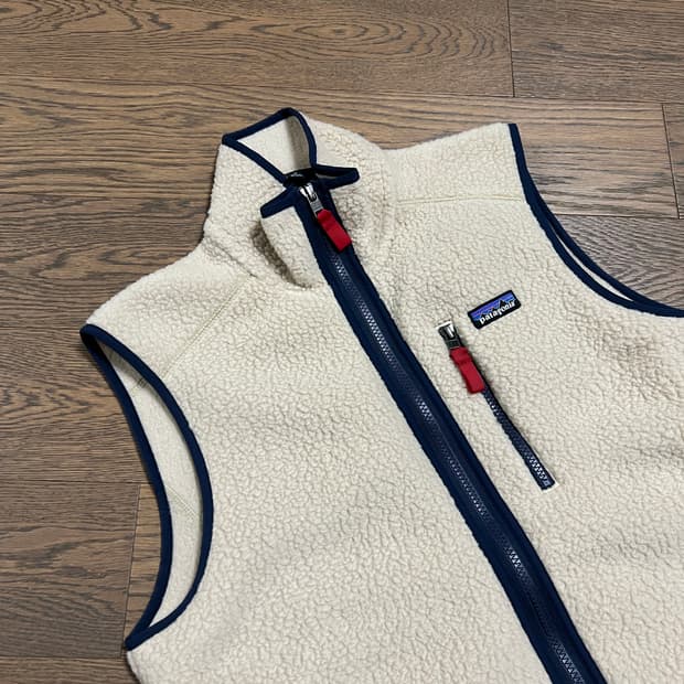 파타고니아 레트로 파일 베스트 M