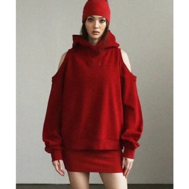 배드블러드 비욘드 소프트 컷아웃 후드 레드