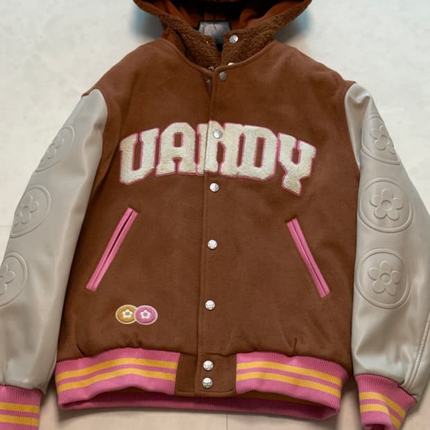 반디더핑크 애니멀 바시티 브라운