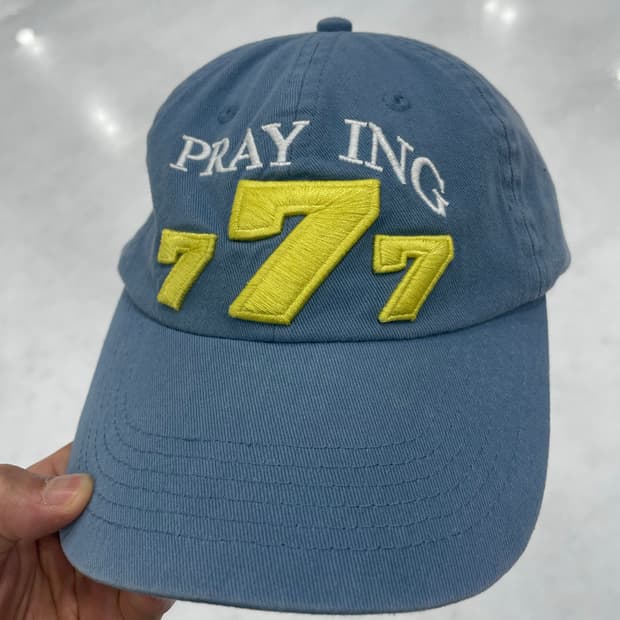 praying 777 볼캡