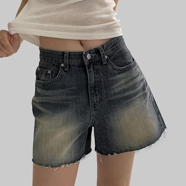 매니크 러샤 워싱 데님 숏팬츠