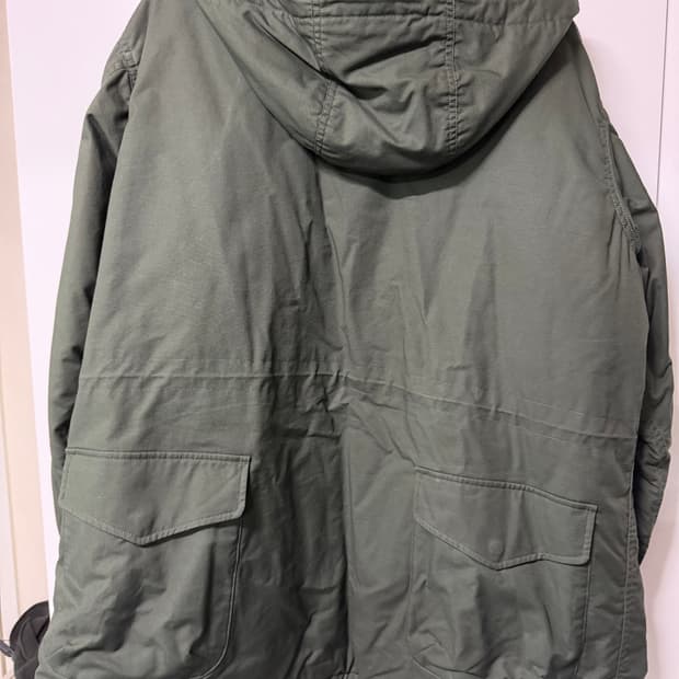 유니클로 엔지니어드가먼츠 유틸리티자켓 판매합니다