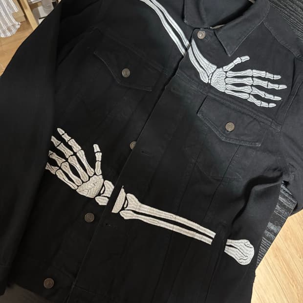 라퍼 HUG SKELETON DENIM JACKET