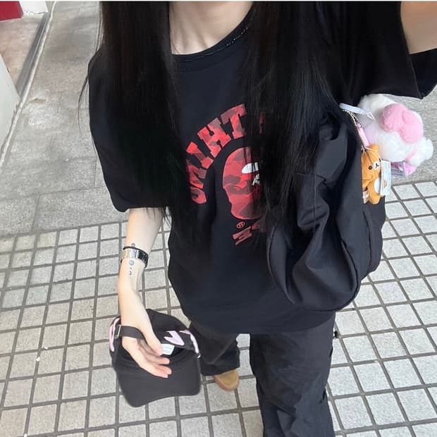 베이프 컬러 카모 컬리지 티셔츠 블랙 레드 M