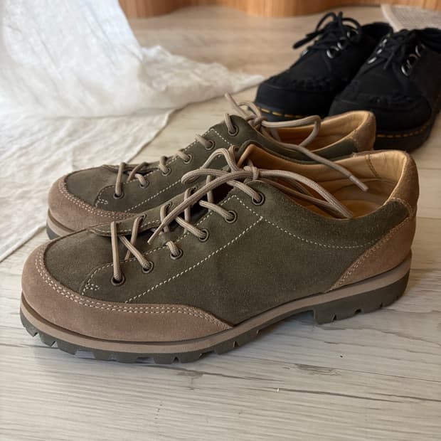 파라부트 몬타나 8 (270)팝니다.