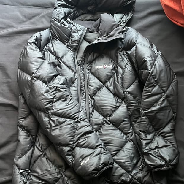 몽벨 경량패딩