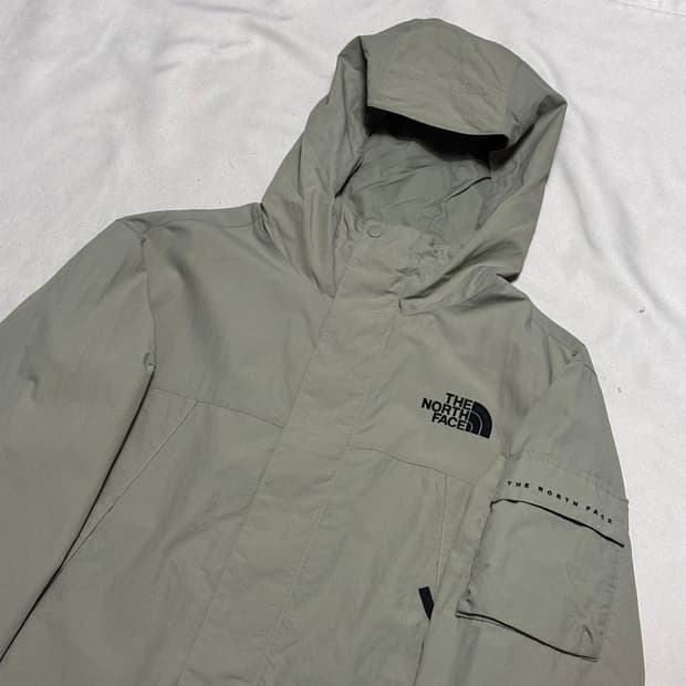L 노스페이스 나일론 바람막이