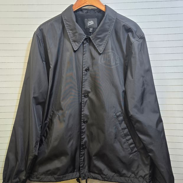 데우스 엑스 마키나 코치 자켓 블랙 M