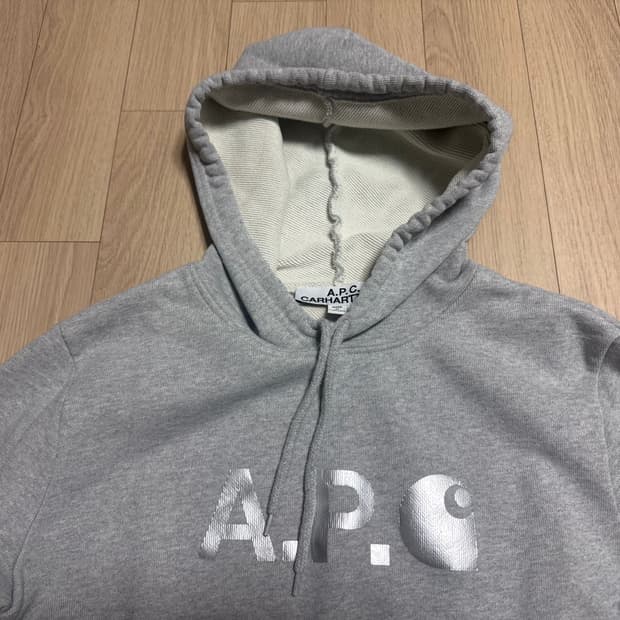 아페쎄X칼하트(A.P.C. x Carhartt) 로고 후드티 M