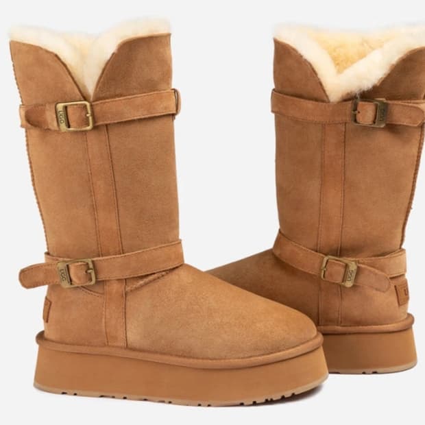 어그 롱 버클 판매해요