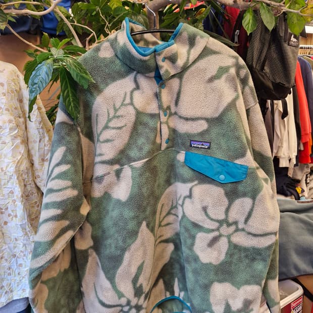 Z-376 파타고니아 신칠라 하와이언  아즈텍 네이티브 