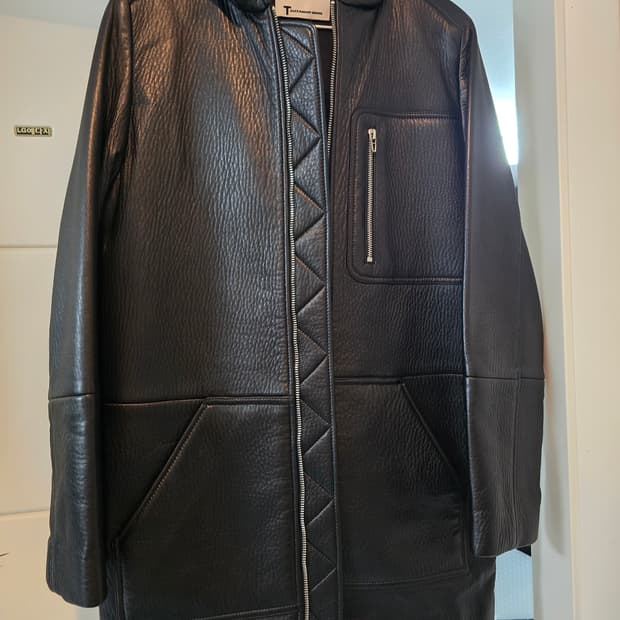 알렉산더왕 후드 양가죽 코트