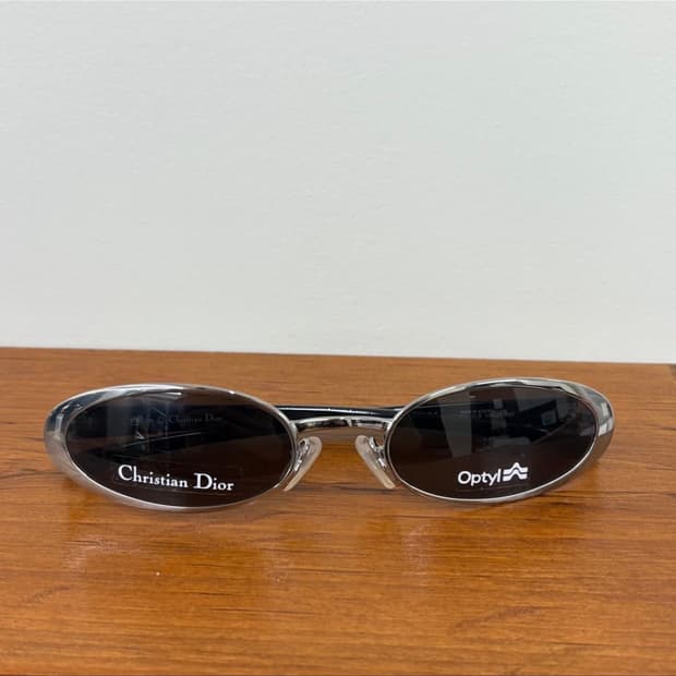 Dior 디올 오벌 선글라스