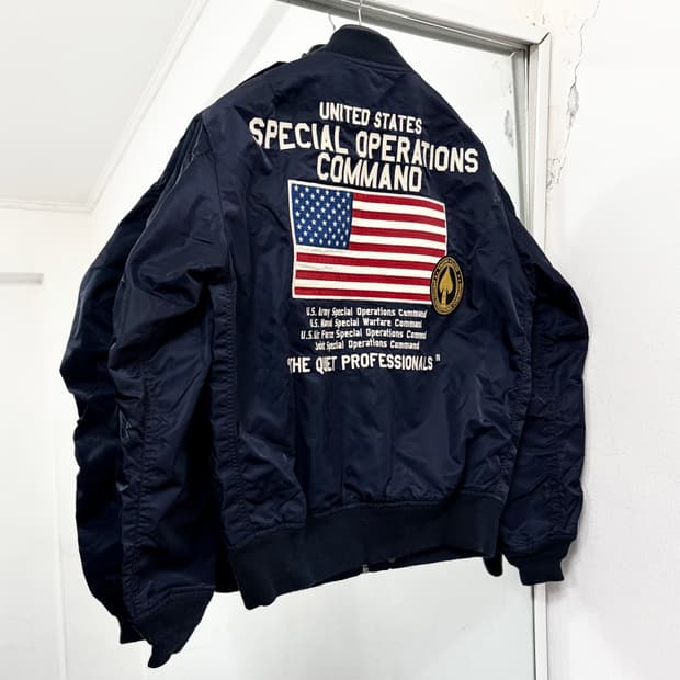 아비렉스 USA 패치워크 MA-1 자켓