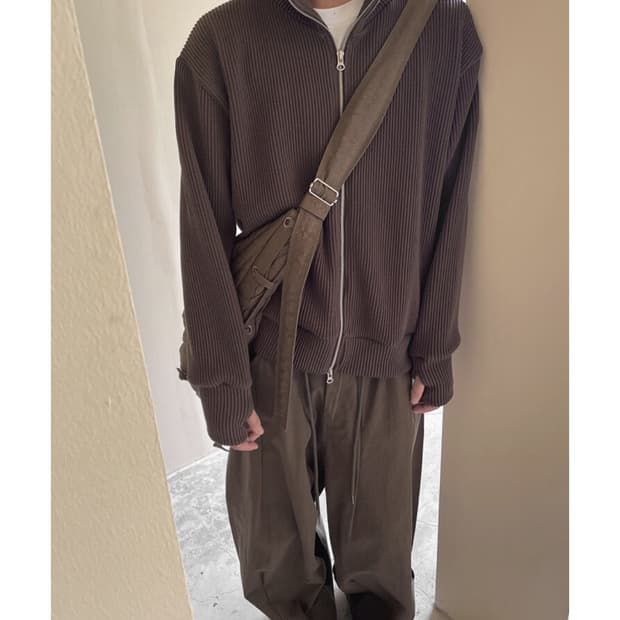 뉴치프시크 니트 집업