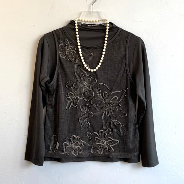 카키 & 브라운 오리엔탈 플라워