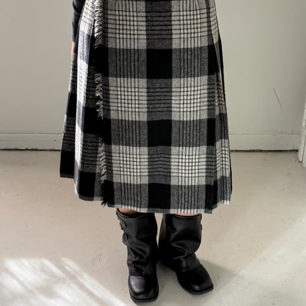 일본빈티지 체크 플리츠 울 미디스커트