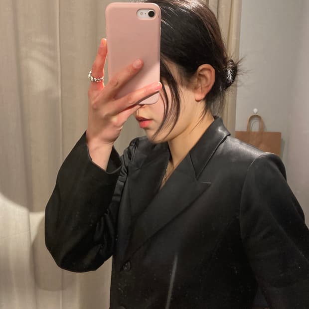 아네스베 새틴 블레이저