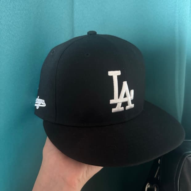 뉴에라 59 fifty (LA 블랙) 514사이즈