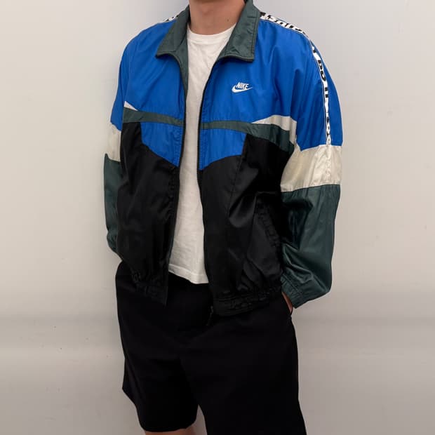 나이키 90s 올드스쿨 바람막이