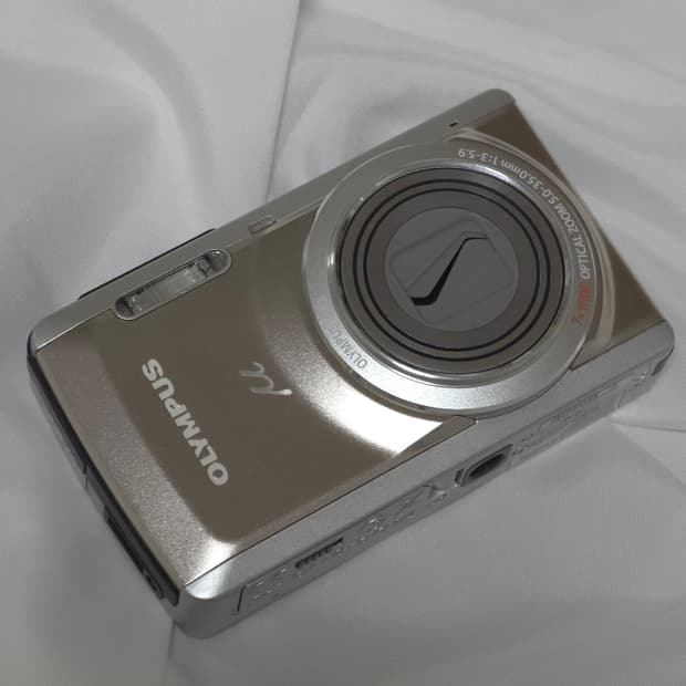 올림푸스 뮤 7040 샴페인