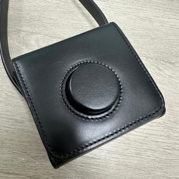 르메르 카메라백 미니