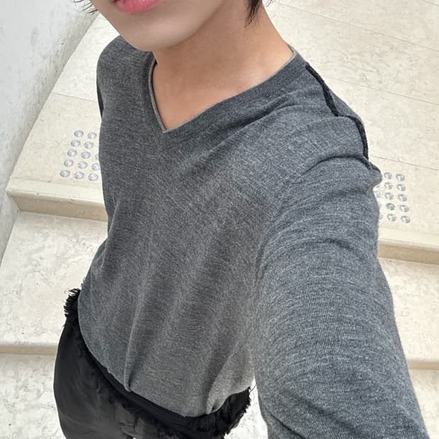Etneighteen 브이넥 울 니트