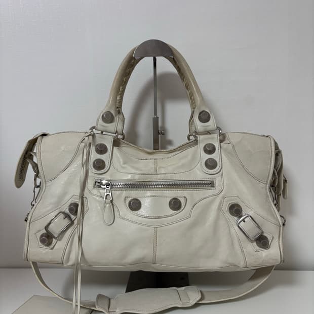 발렌시아가 자이언트 모터백 아이보리