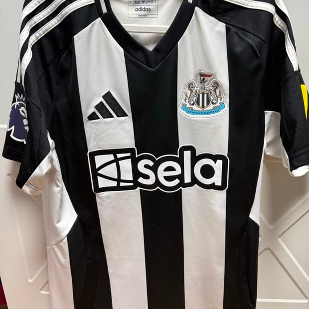 24-25 뉴캐슬 이삭 유니폼