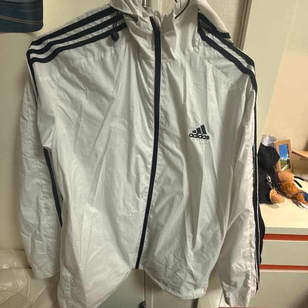 아디다스 바람막이
