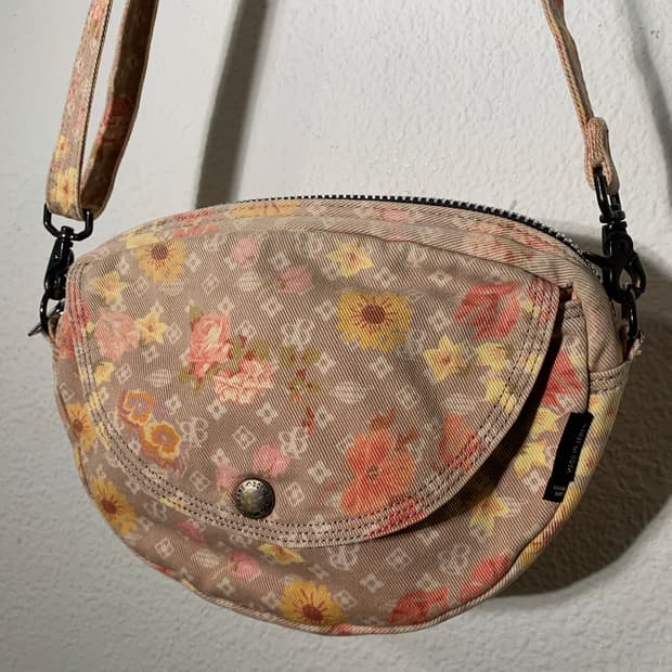 포터 빔즈보이 플라워 패턴 숄더백