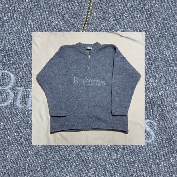 버버리 스카이블루 니트