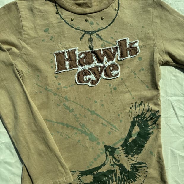 호크아이 브라운 티셔츠