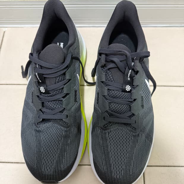 나이키 에어 줌 스트럭쳐 25 블랙 275