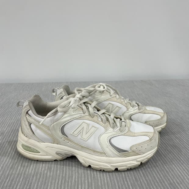 588) 뉴발란스 530 화이트 운동화 240mm