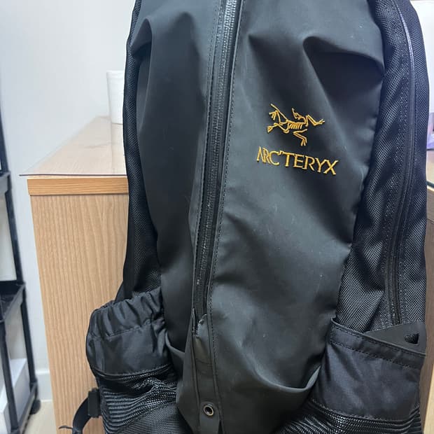 아크테릭스 아로 22 구형