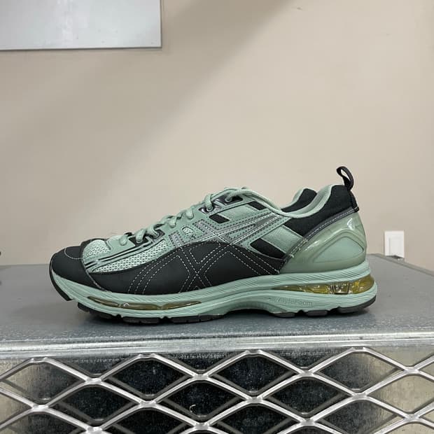 아식스 x 키코 코스타디노브 젤버즈2 280 (gr-3988)