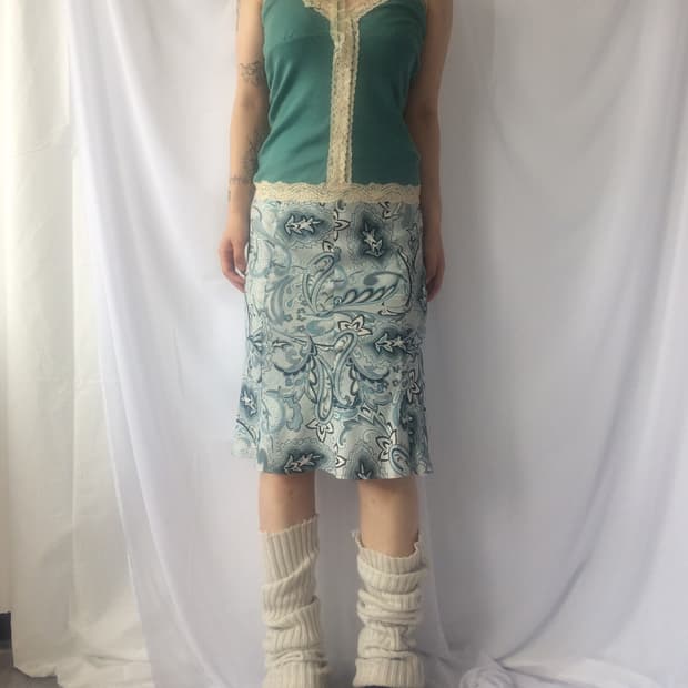 Lace trimming holter neck sleeveless