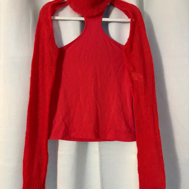 기마구아스 레드 홀터넥 탑 볼레로 세트