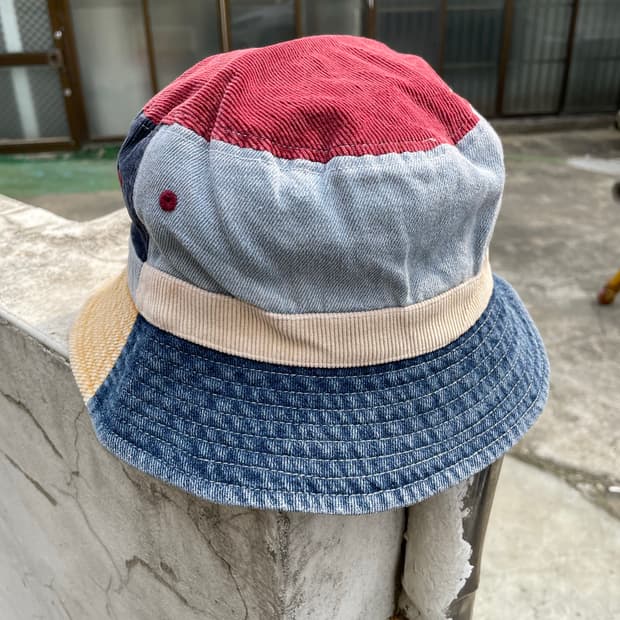 TITICACA 티티카카 컬러블록 코듀로이 버킷햇