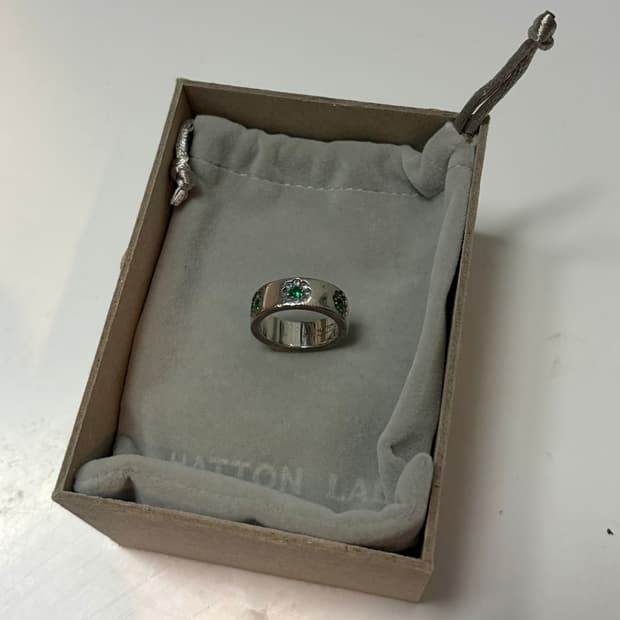 Hatton labs 데이지링