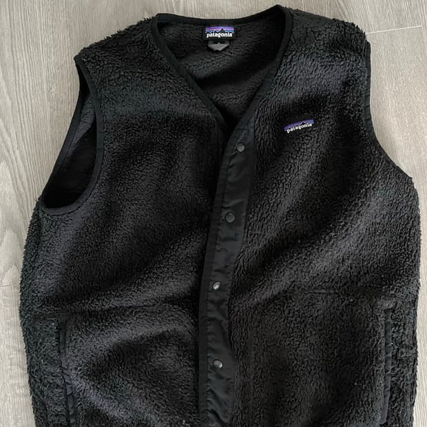 Paragonia fleece vest