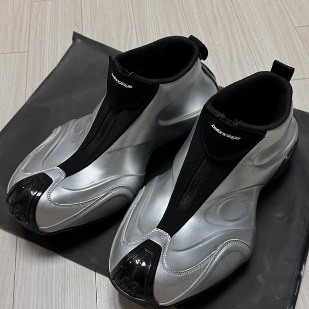 [43] 발렌시아가 바스켓볼 스니커즈 