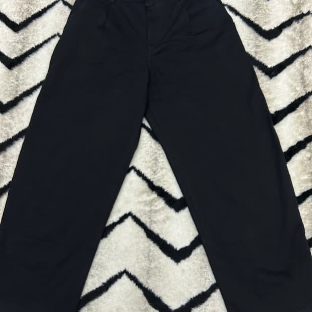 [M]유니클로C 배럴 레그 와이드 치노 팬츠/블랙