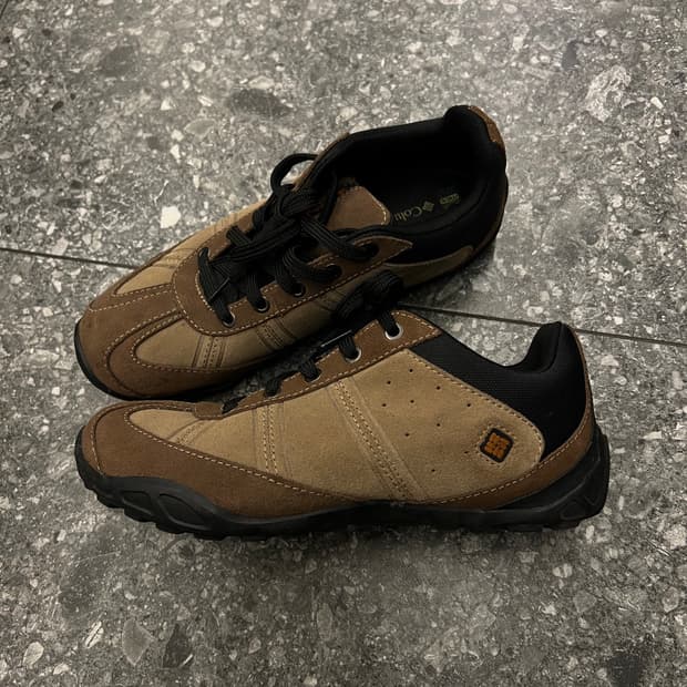 컬럼비아 빈티지 로우컷 스니커즈 처분 