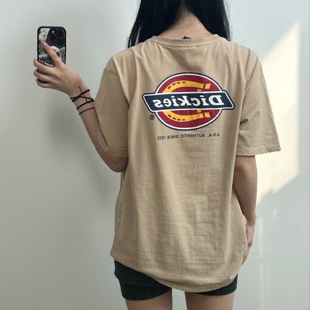 디키즈 아웃도어 베이지 반팔 티셔츠