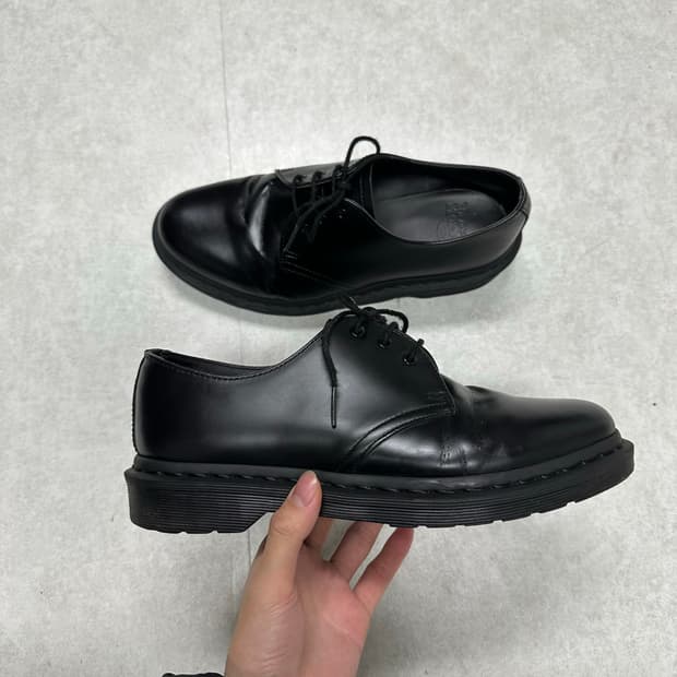 닥터마틴 1461 모노